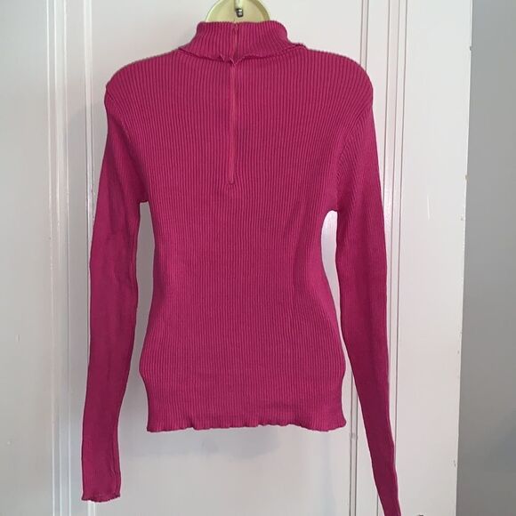 Vtg 80s Pierre Cardin magenta ribbed turtleneck - Picture 6 of 8
